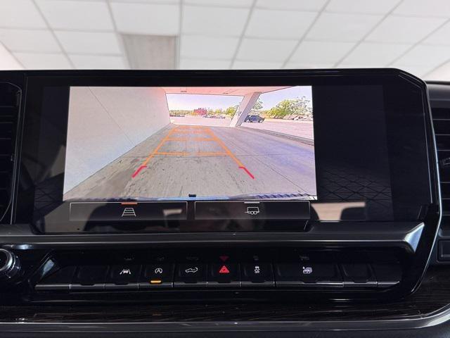 used 2022 GMC Sierra 1500 car, priced at $40,500