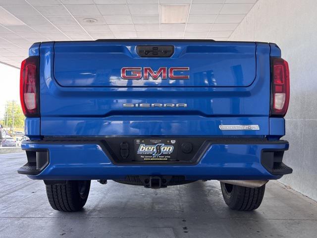 used 2022 GMC Sierra 1500 car, priced at $40,500