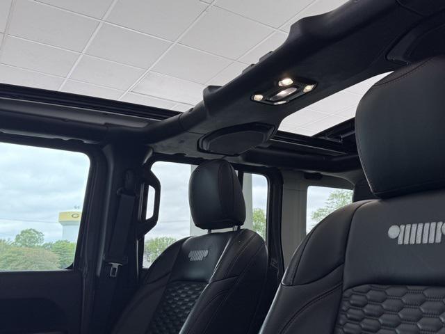 used 2021 Jeep Wrangler Unlimited car, priced at $40,250