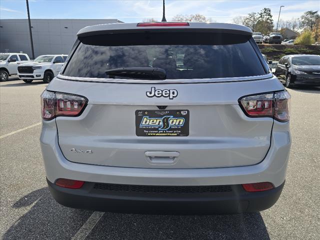 new 2025 Jeep Compass car, priced at $27,487