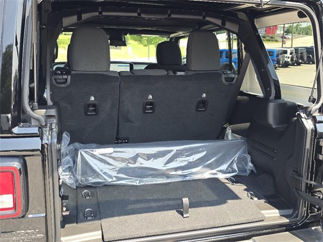 new 2025 Jeep Wrangler car, priced at $46,438