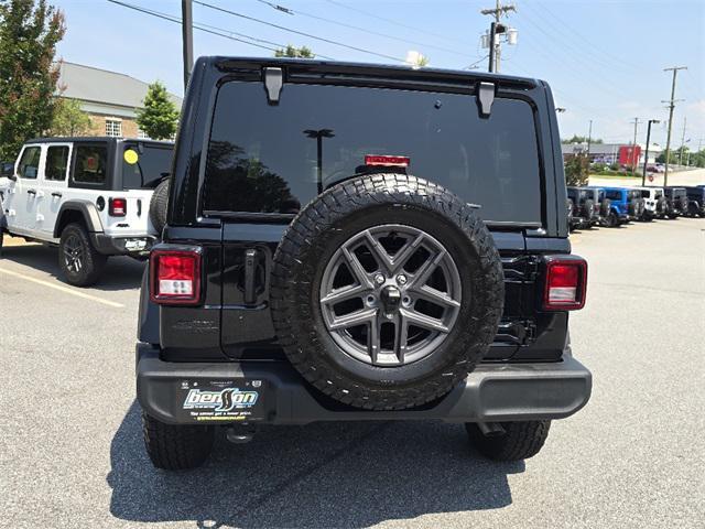new 2025 Jeep Wrangler car, priced at $46,438