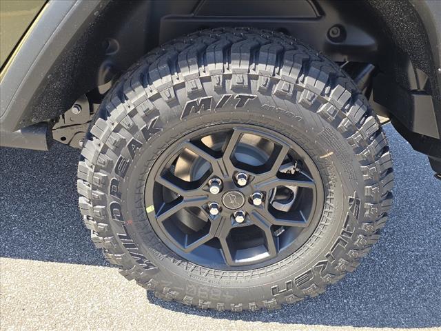 new 2025 Jeep Wrangler car, priced at $54,880