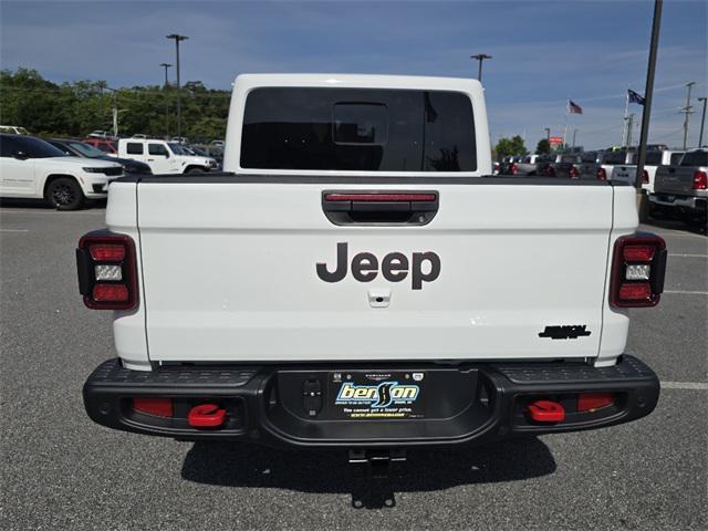 new 2025 Jeep Gladiator car, priced at $54,104