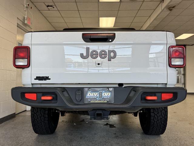 used 2022 Jeep Gladiator car, priced at $38,100