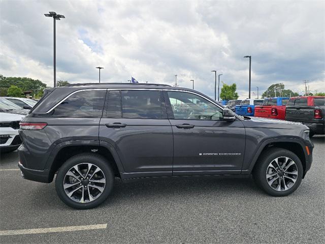 new 2025 Jeep Grand Cherokee car, priced at $61,718