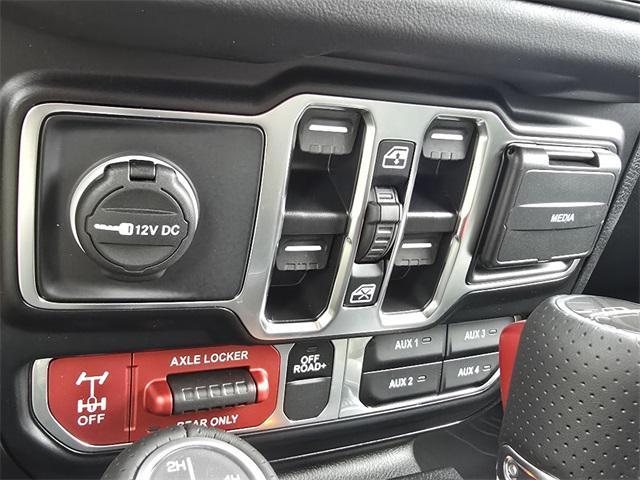 new 2025 Jeep Gladiator car, priced at $57,237