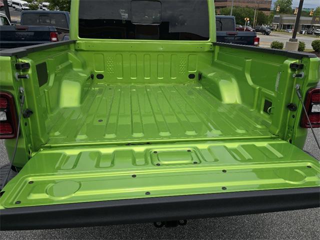 new 2025 Jeep Gladiator car, priced at $57,237