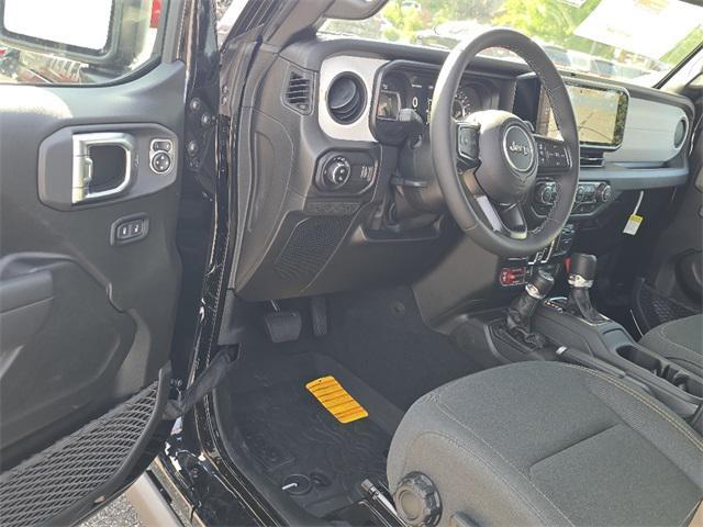 new 2025 Jeep Gladiator car, priced at $49,423