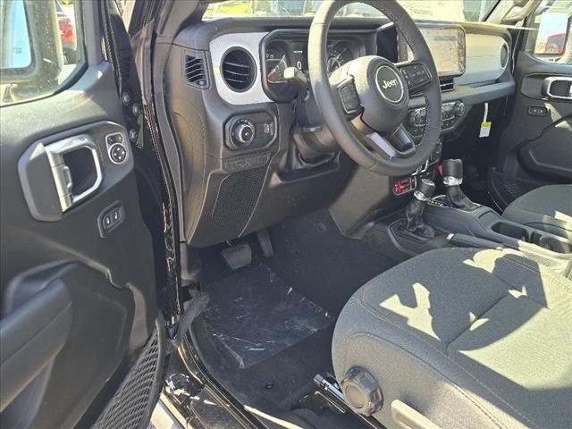 new 2025 Jeep Wrangler car, priced at $51,833