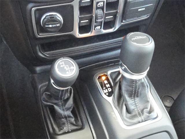 new 2025 Jeep Gladiator car, priced at $51,392