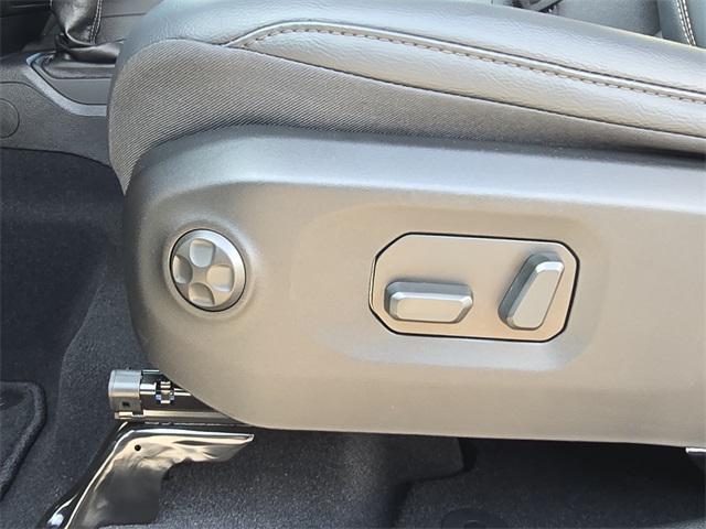 new 2025 Jeep Gladiator car, priced at $47,947
