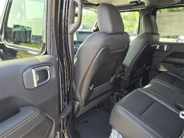 new 2025 Jeep Gladiator car, priced at $47,947