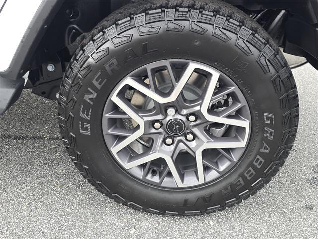 new 2025 Jeep Wrangler car, priced at $53,699