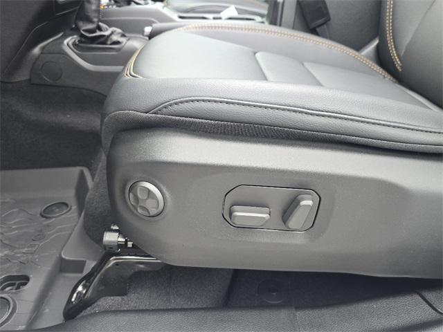 new 2025 Jeep Wrangler car, priced at $53,699