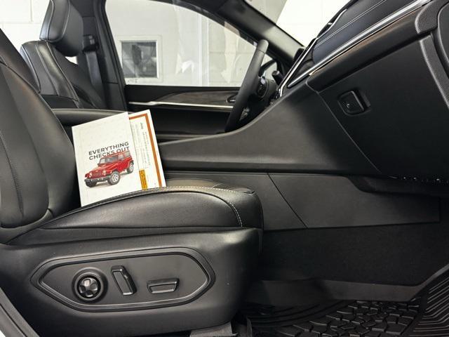 used 2024 Jeep Grand Cherokee car, priced at $41,500