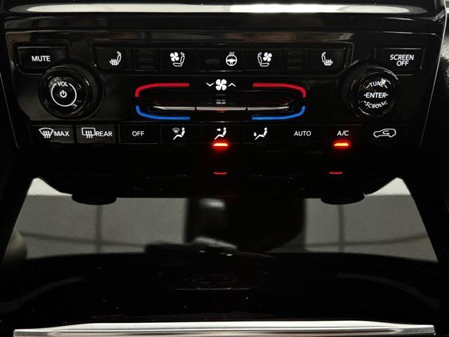 used 2024 Jeep Grand Cherokee car, priced at $41,500
