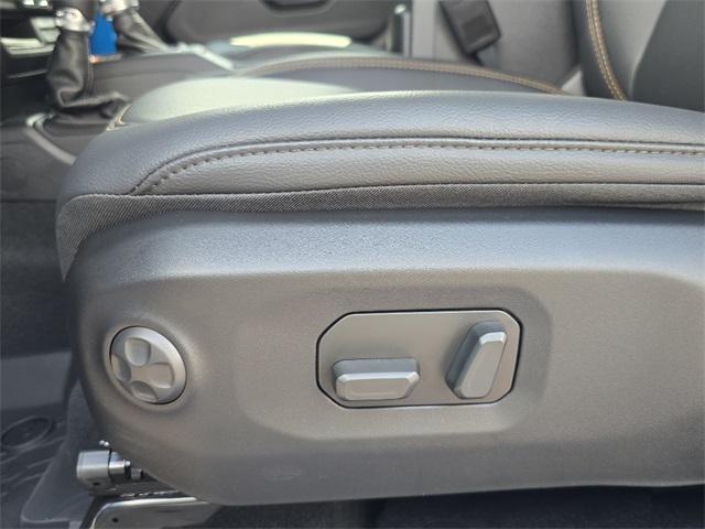 new 2025 Jeep Gladiator car, priced at $46,550