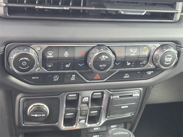 new 2025 Jeep Gladiator car, priced at $46,550