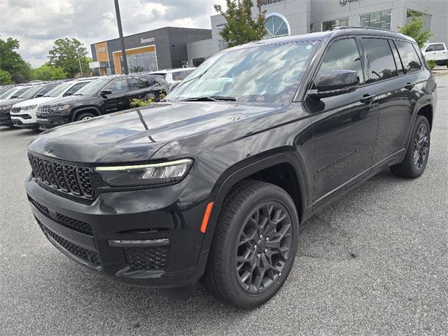 new 2025 Jeep Grand Cherokee L car, priced at $71,916