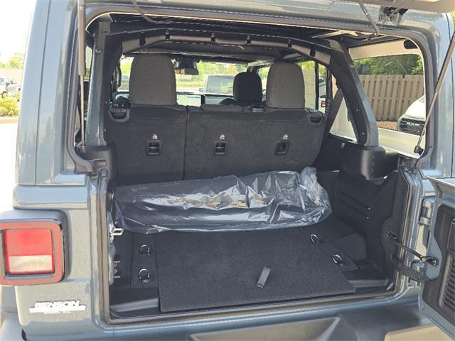 new 2025 Jeep Wrangler car, priced at $47,218