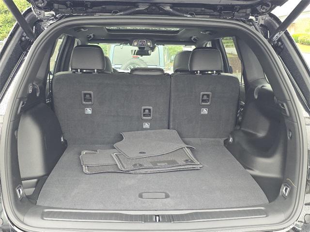 new 2025 Jeep Grand Cherokee car, priced at $51,382