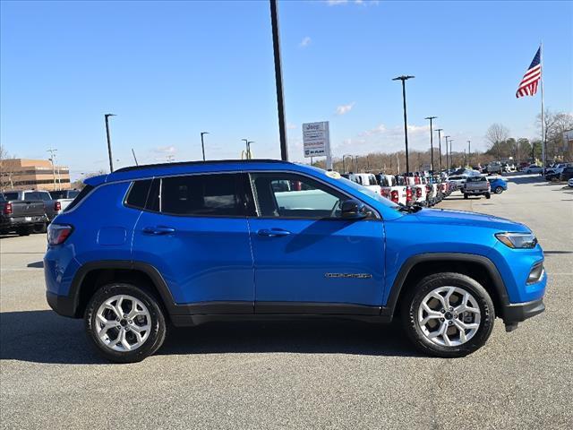 new 2025 Jeep Compass car, priced at $27,717