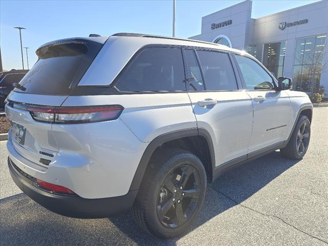 new 2025 Jeep Grand Cherokee car, priced at $53,006