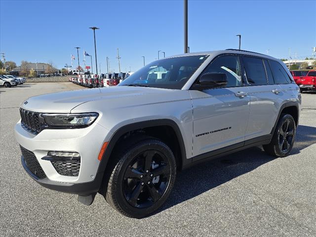 new 2025 Jeep Grand Cherokee car, priced at $53,006