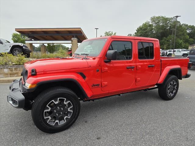 new 2024 Jeep Gladiator car, priced at $45,982