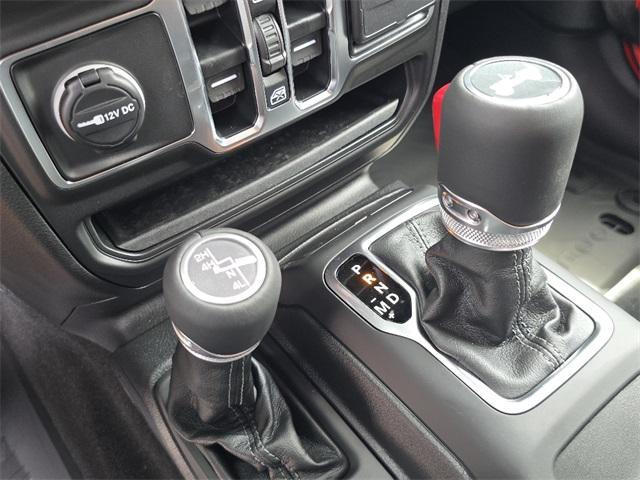 new 2025 Jeep Wrangler car, priced at $54,552