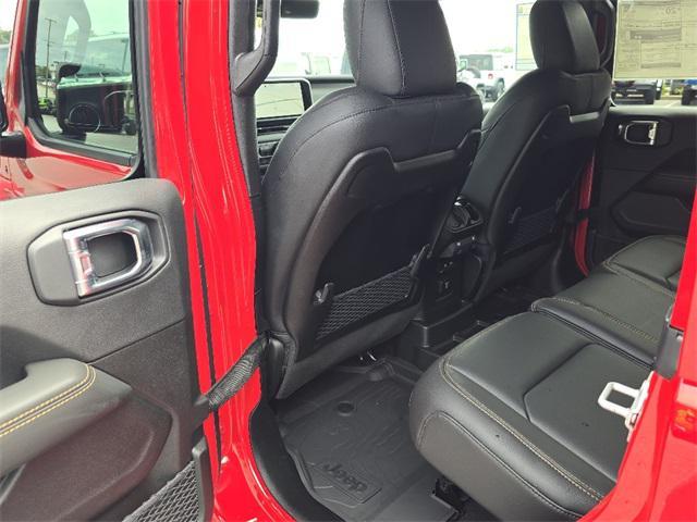 new 2025 Jeep Wrangler car, priced at $54,552
