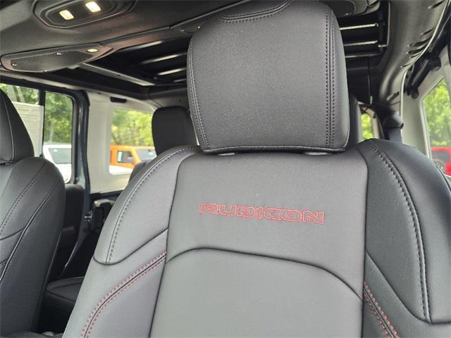 new 2025 Jeep Wrangler car, priced at $69,868