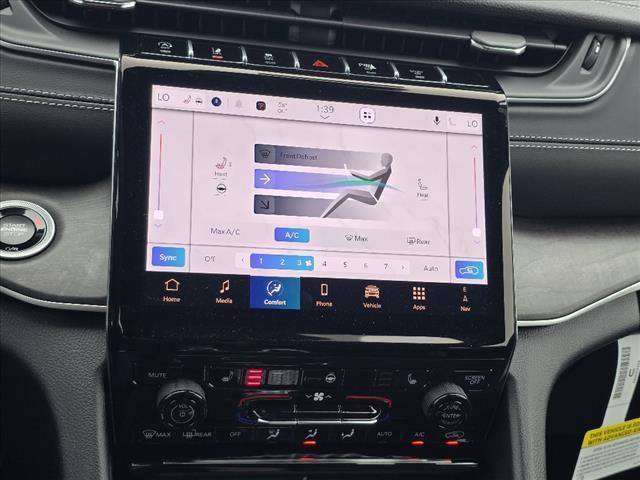 new 2025 Jeep Grand Cherokee car, priced at $43,050