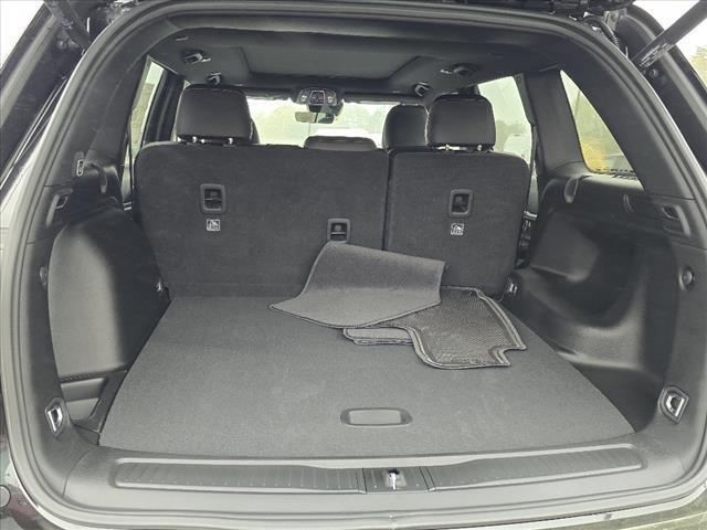 new 2025 Jeep Grand Cherokee car, priced at $43,050