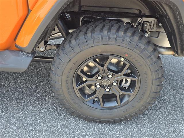 new 2025 Jeep Gladiator car, priced at $46,410