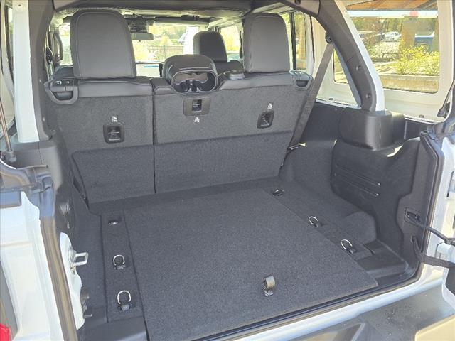 new 2025 Jeep Wrangler car, priced at $57,901