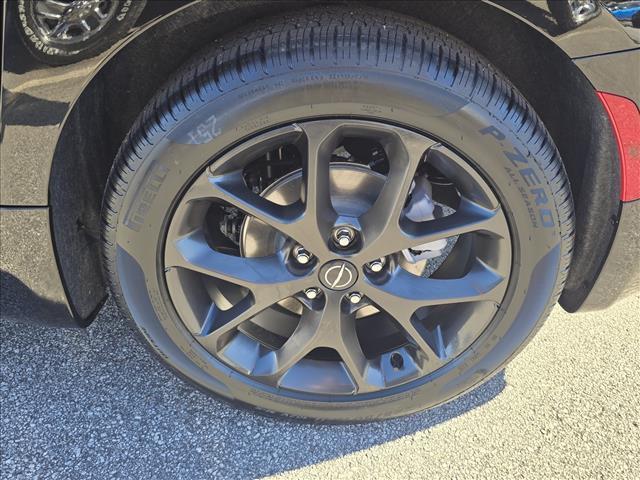 new 2026 Chrysler Pacifica car, priced at $52,385