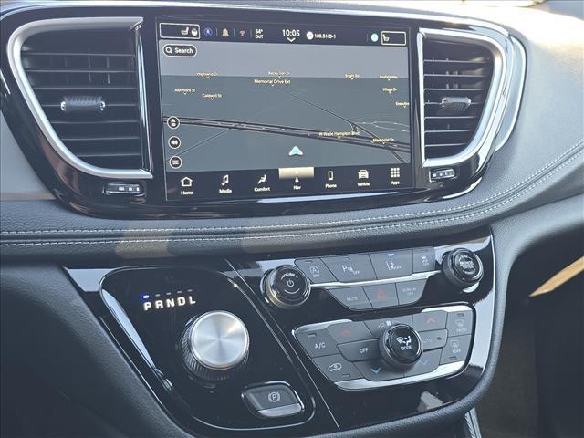 new 2026 Chrysler Pacifica car, priced at $52,385