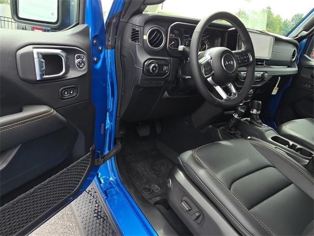 new 2025 Jeep Wrangler car, priced at $54,973