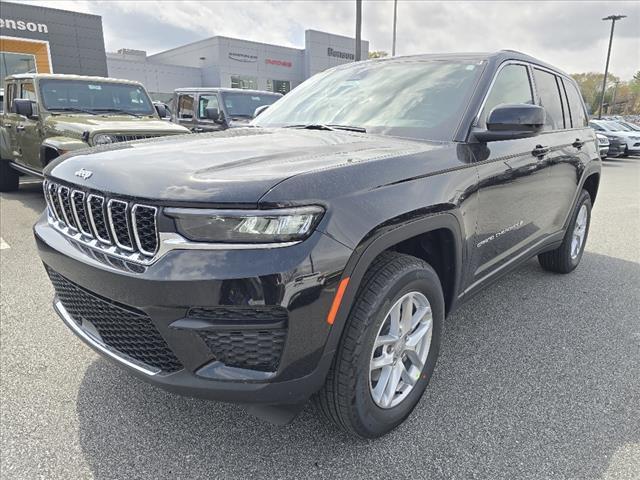 new 2025 Jeep Grand Cherokee car, priced at $38,496