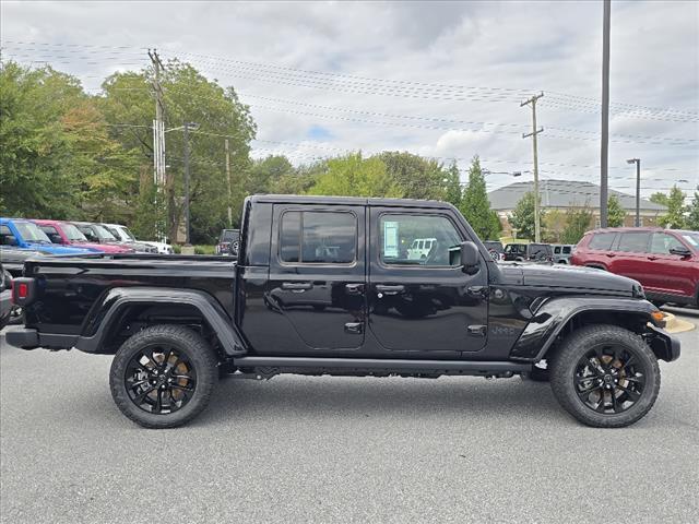 new 2024 Jeep Gladiator car, priced at $43,113