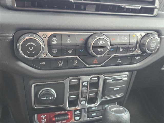 new 2025 Jeep Gladiator car, priced at $50,244