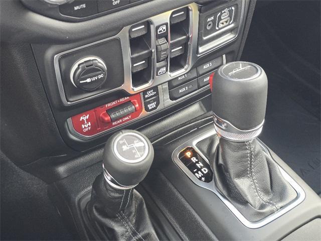 new 2025 Jeep Gladiator car, priced at $57,715