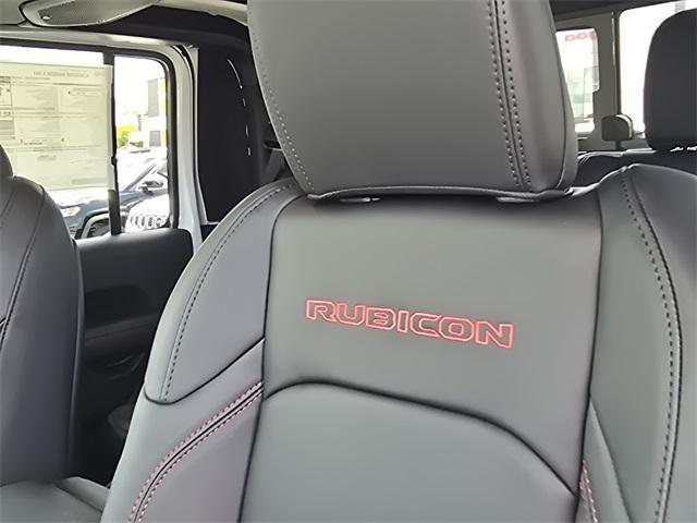 new 2025 Jeep Gladiator car, priced at $57,715