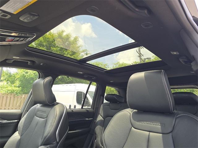 new 2025 Jeep Grand Cherokee car, priced at $61,718