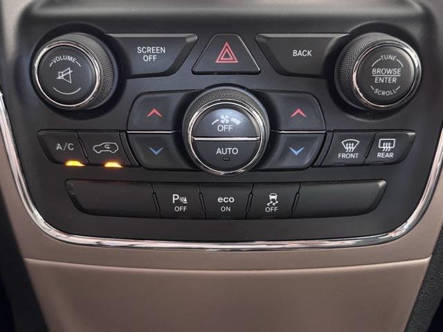 used 2015 Jeep Grand Cherokee car, priced at $15,750