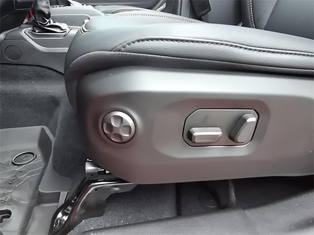 new 2025 Jeep Wrangler car, priced at $54,973