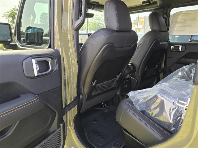 new 2025 Jeep Gladiator car, priced at $51,658