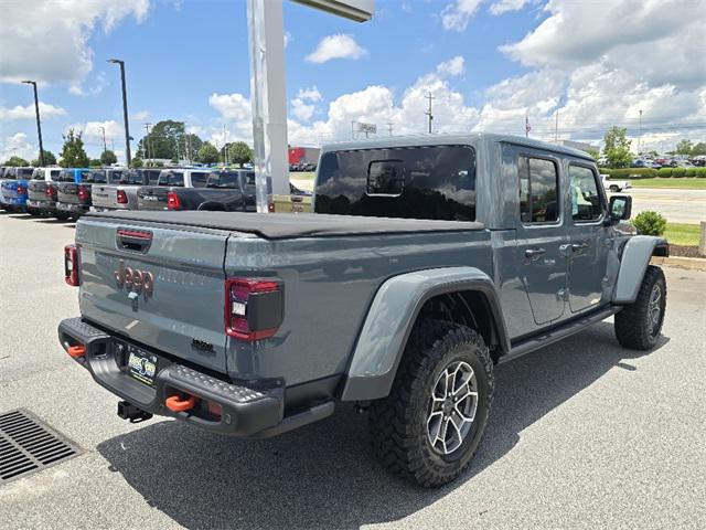 new 2025 Jeep Gladiator car, priced at $59,429